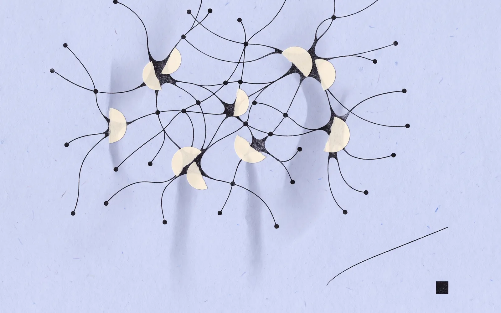 Papiercollage: ein Netz aus schwarzen Linien und Punkten auf blassblauem Papier, an den Knoten cremefarbene Halbkreise.
